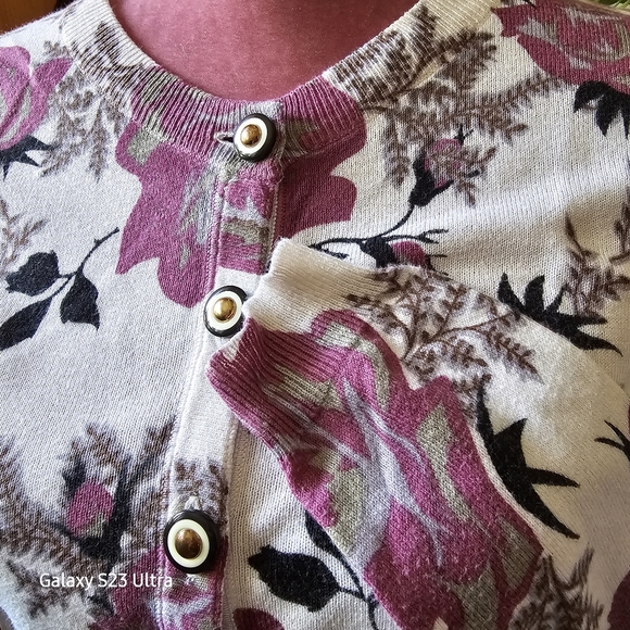 Twelve by Twelve button-up cardigan, size medium. - Picture 7 of 8